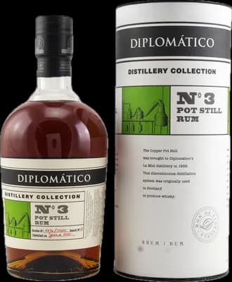 Bouteille de spiritueux : No. 3 Pot Still Rum de la marque Destilerías Unidas S. A.