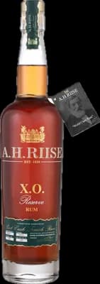 Bouteille de spiritueux : XO Reserve Rum Port Cask de la marque A.H. Riise