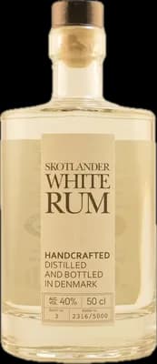 Bouteille de spiritueux : Handcrafted Rum Agricole de la marque Skotlander